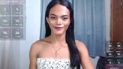 Snapshot of mabuhay_lola chatting on 06.21.26 Divina online show from 06.21.26