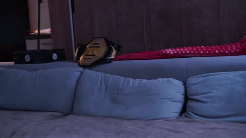 Mac Troy online show from 01.06.25