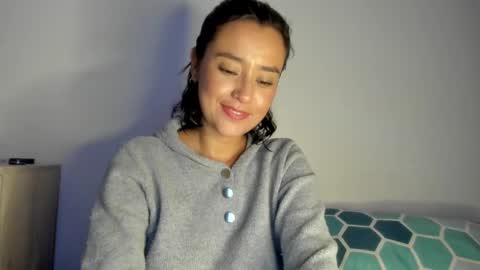 Snapshot of macarenax chatting on 03.04.25 Maca online show from 03.04.25