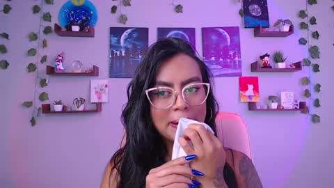 Macey Elliot Modelo Independiente online show from 02.07.25