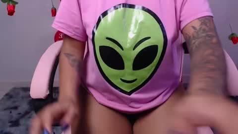 Macey Elliot Modelo Independiente online show from 02.16.25