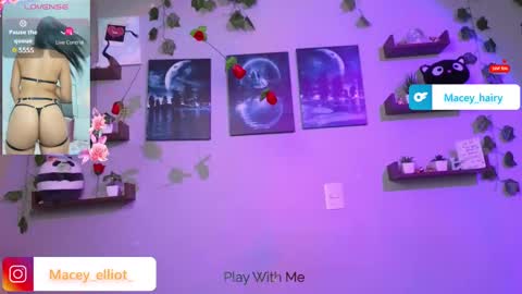 Macey Elliot Modelo Independiente online show from 03.12.25