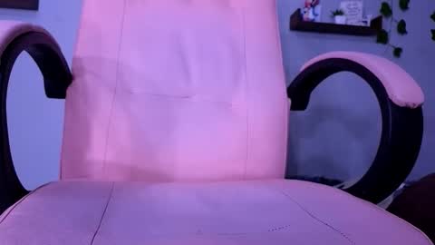 Macey Elliot Modelo Independiente online show from 09.18.25