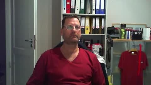 macfly67 online show from 02.19.25