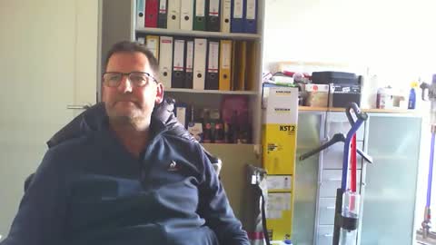 macfly67 online show from 10.18.25