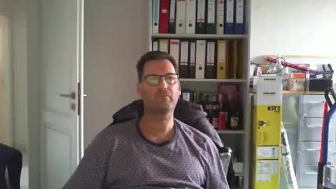 macfly67 online show from 02.14.26