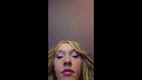 Snapshot of maciimayy chatting on 11.29.25 maciimayy online show from 11.29.25