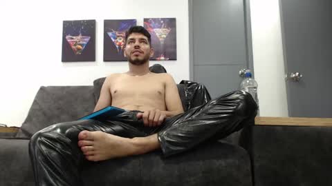 Snapshot of mack_daniels chatting on 04.27.26 instagram mackdanielsx online show from 04.27.26