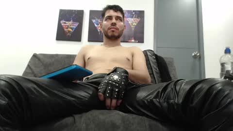 Snapshot of mack_daniels chatting on 05.23.26 instagram mackdanielsx online show from 05.23.26