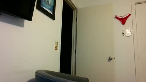 mackdocc001 online show from 10.12.25