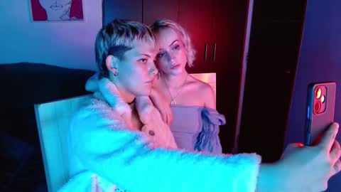 Snapshot of mackenziemoon chatting on 01.13.25 Noah Askew online show from 01.13.25