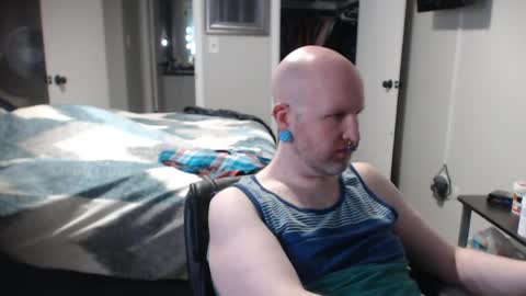 Snapshot of mackson_pierce chatting on 05.14.26 Mackson Pierce online show from 05.14.26