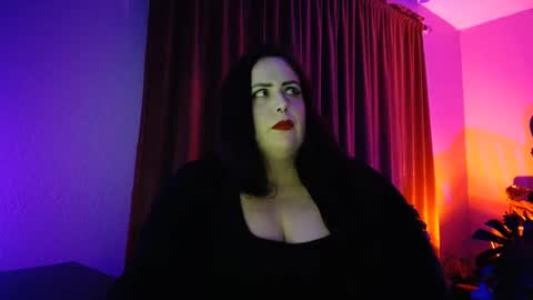 Snapshot of madaboutfeet666 chatting on 12.21.24 Miss Morticia online show from 12.21.24