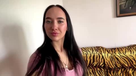 Snapshot of madalyneaks chatting on 04.30.26 Lilo online show from 04.30.26