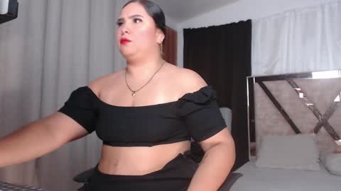 Snapshot of madam_agathaa chatting on 04.22.26 Agathaa white online show from 04.22.26