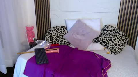 madam_artemisa online show from 03.08.25