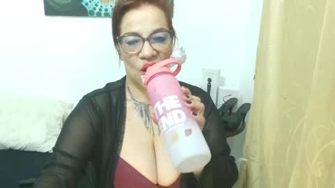 madame_desire_ online show from 04.26.26