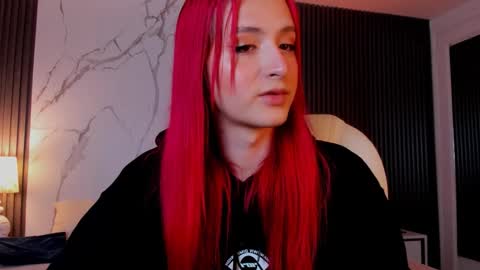 Snapshot of madame_lilith chatting on 03.11.26 madame lilith online show from 03.11.26