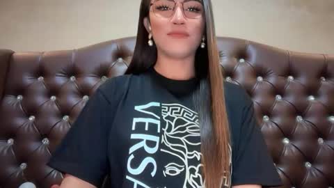 Alison Kloss online show from 04.12.26