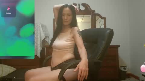 Snapshot of madammix76 chatting on 01.29.25 Madammix769 online show from 01.29.25
