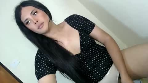Im ZY DONT FORGET TO FOLLOW ME - online show from 10.18.25