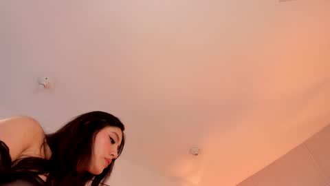 Snapshot of maddieparker chatting on 05.18.26 online show from 05.18.26