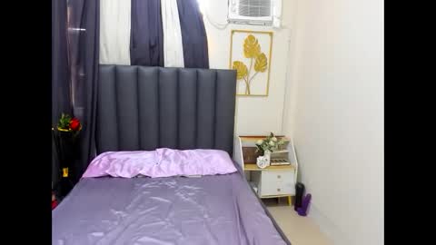 Snapshot of maddison_lore chatting on 04.09.26 Maddison online show from 04.09.26