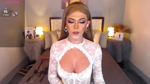 Snapshot of maddisonwil chatting on 02.07.25 M A D D Y online show from 02.07.25