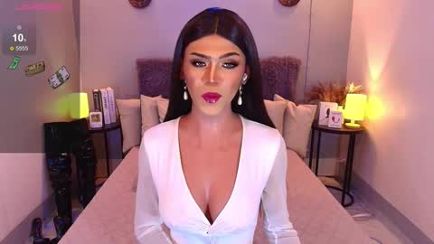 Snapshot of maddisonwil chatting on 03.11.25 M A D D Y online show from 03.11.25