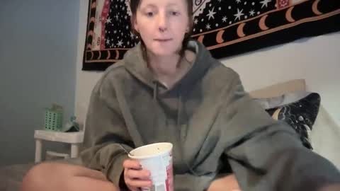 Snapshot of maddlips chatting on 11.22.25 Rat Boy online show from 11.22.25