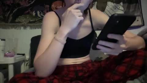 Snapshot of maddlips chatting on 02.04.26 Rat Boy online show from 02.04.26