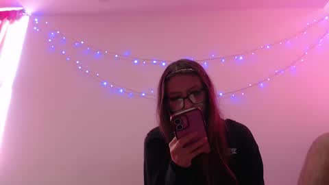 Snapshot of maddy_14 chatting on 01.09.26 Maddy UwU online show from 01.09.26