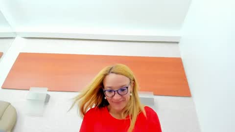 Snapshot of maddy_cartter chatting on 06.30.26 maddy cartter online show from 06.30.26
