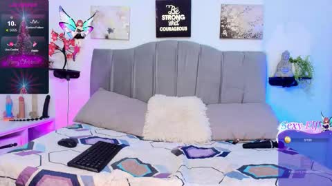 Snapshot of maddy_estheer chatting on 01.15.26 maddy online show from 01.15.26