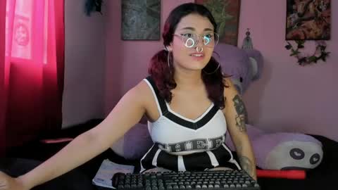 Snapshot of maddy_jhonsson chatting on 05.25.26 Maddy online show from 05.25.26