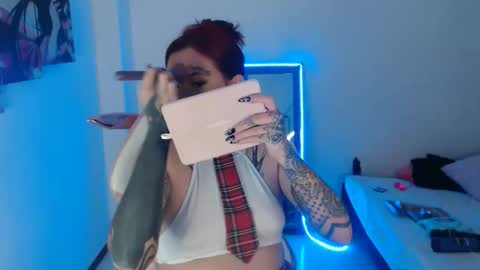 maddy_vicius19 online show from 11.12.25