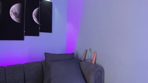 Snapshot of maddy_walker chatting on 02.22.25 Maddy online show from 02.22.25