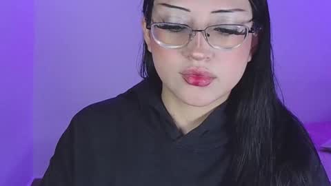   Please followme and rate me your thumbs up online show from 12.05.25