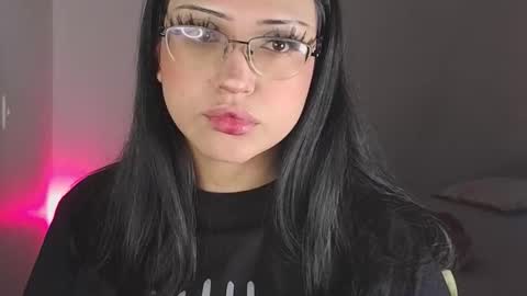   Please followme and rate me your thumbs up online show from 12.16.25