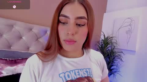 Lina  online show from 02.06.25