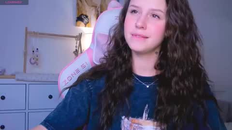 Snapshot of made_by_heaven chatting on 11.29.25 Rada online show from 11.29.25