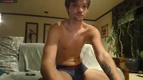 Snapshot of madefromstarrdust chatting on 07.03.26 Connor Starr online show from 07.03.26