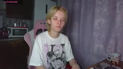 Snapshot of madelaines chatting on 07.30.26 madelaines online show from 07.30.26