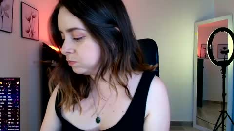 madelamee online show from 04.30.26