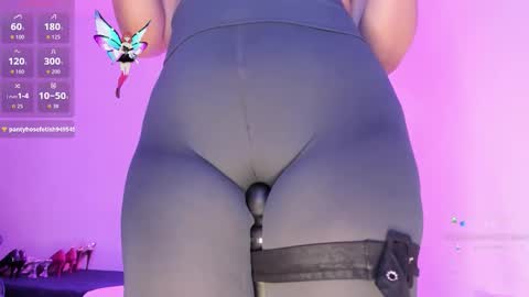 Madisson Smith  online show from 11.24.25