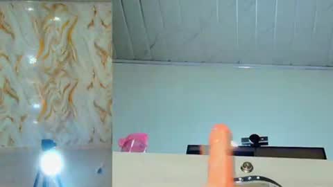 Snapshot of madison_funny chatting on 06.22.26 madison_funny online show from 06.22.26