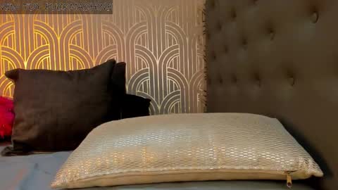   online show from 01.02.25