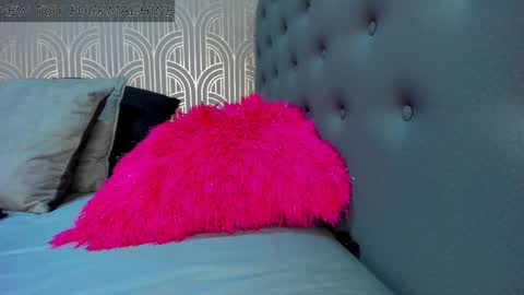   online show from 02.10.25