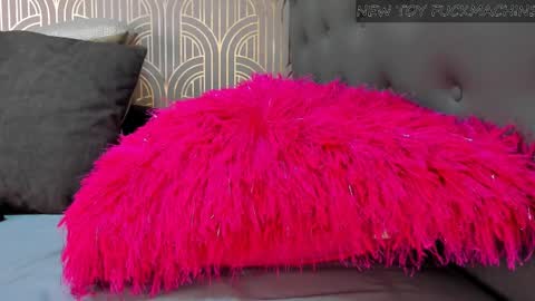   online show from 03.07.25