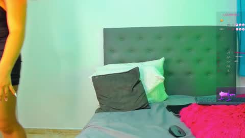 Snapshot of madison_milan chatting on 02.26.26 online show from 02.26.26